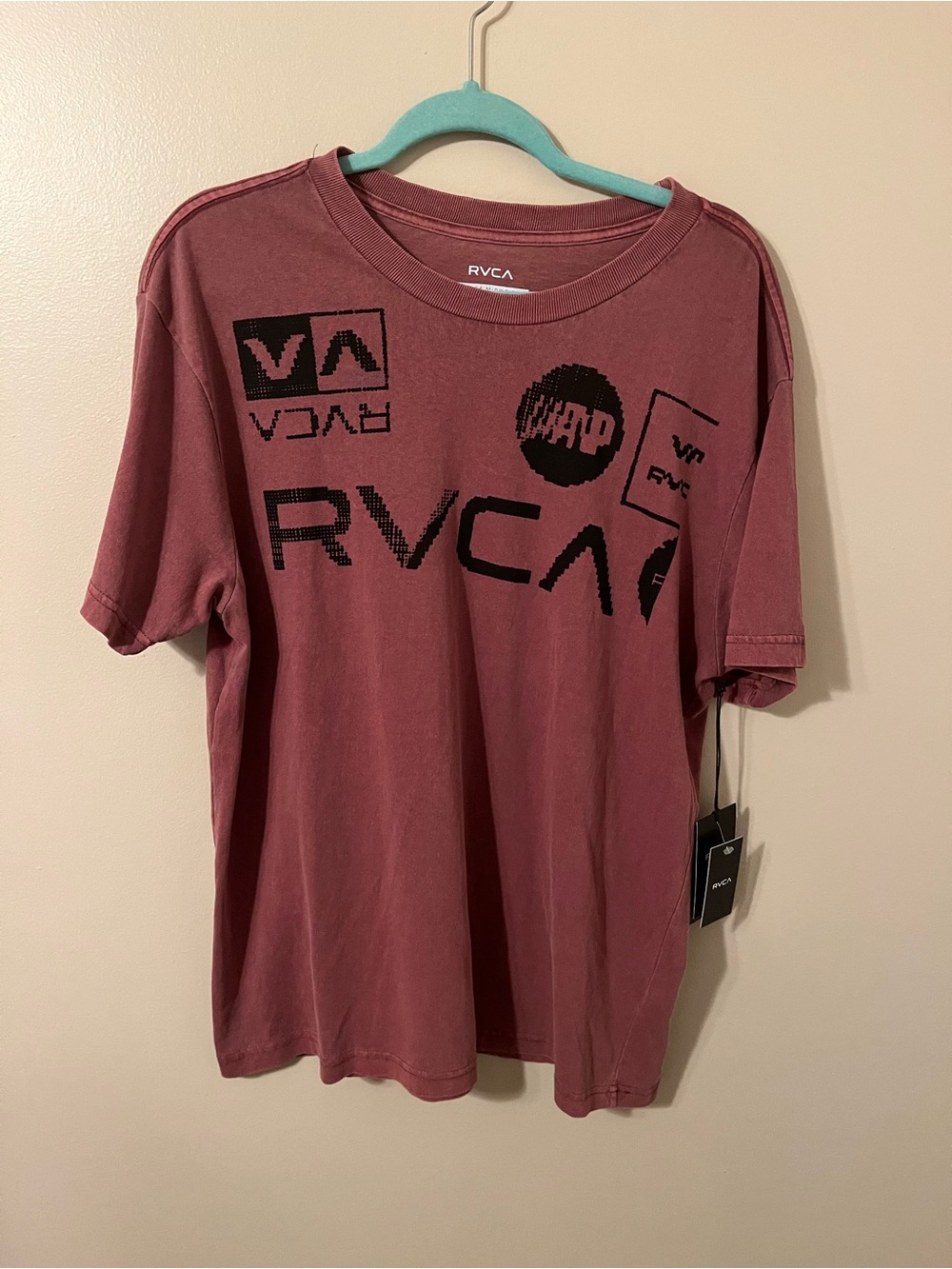 RVCA t shirt